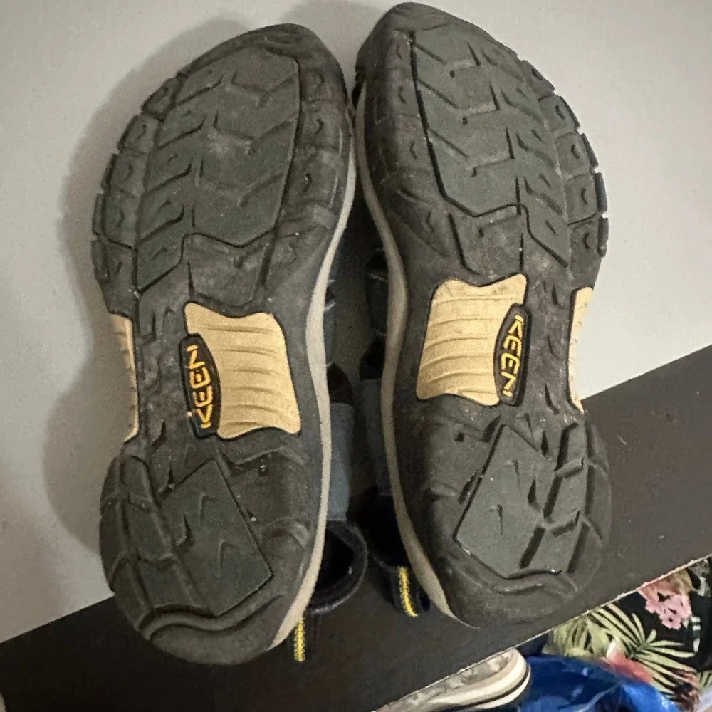 Keen Newport H2 Mens Waterproof Hiking Sandals Blue Black Size 11.5 Sport Shoes